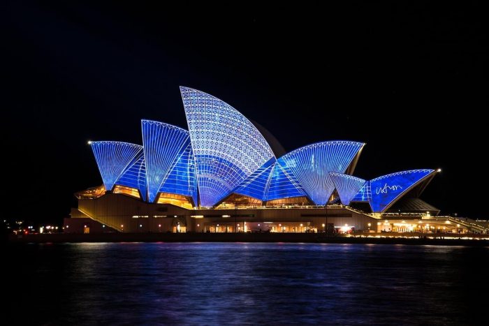 sydney-opera-house-building-architecture-363244 sydney opera house, building, architecture-363244.jpg